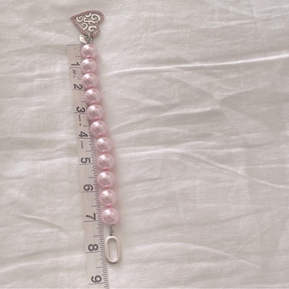Pink Pearls Bracelet Heart Charm With Rhinestones Silver Tone Hardware One Size - Picture 5 of 7